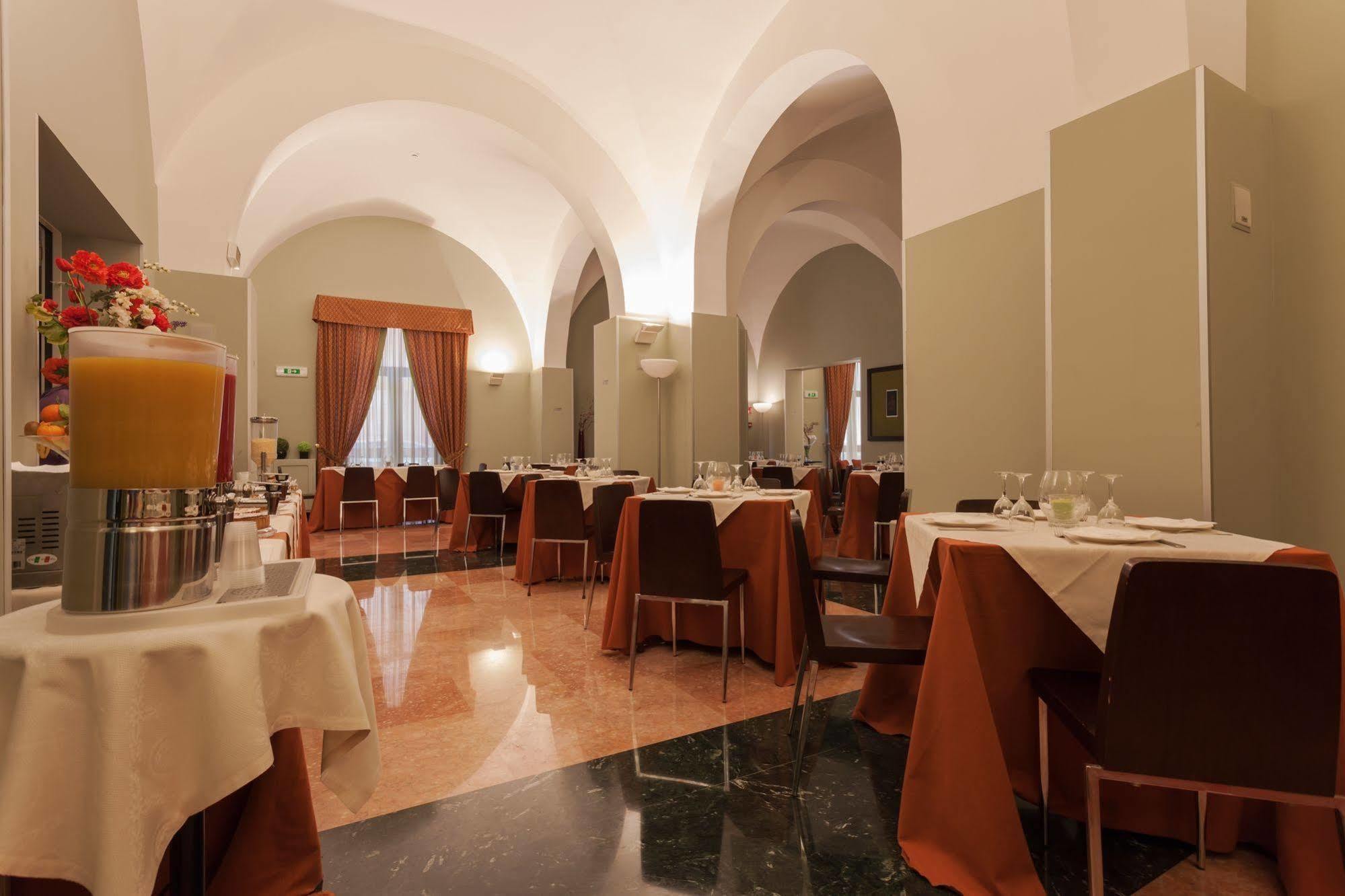 Hotel Vittoria Trapani Zewnętrze zdjęcie