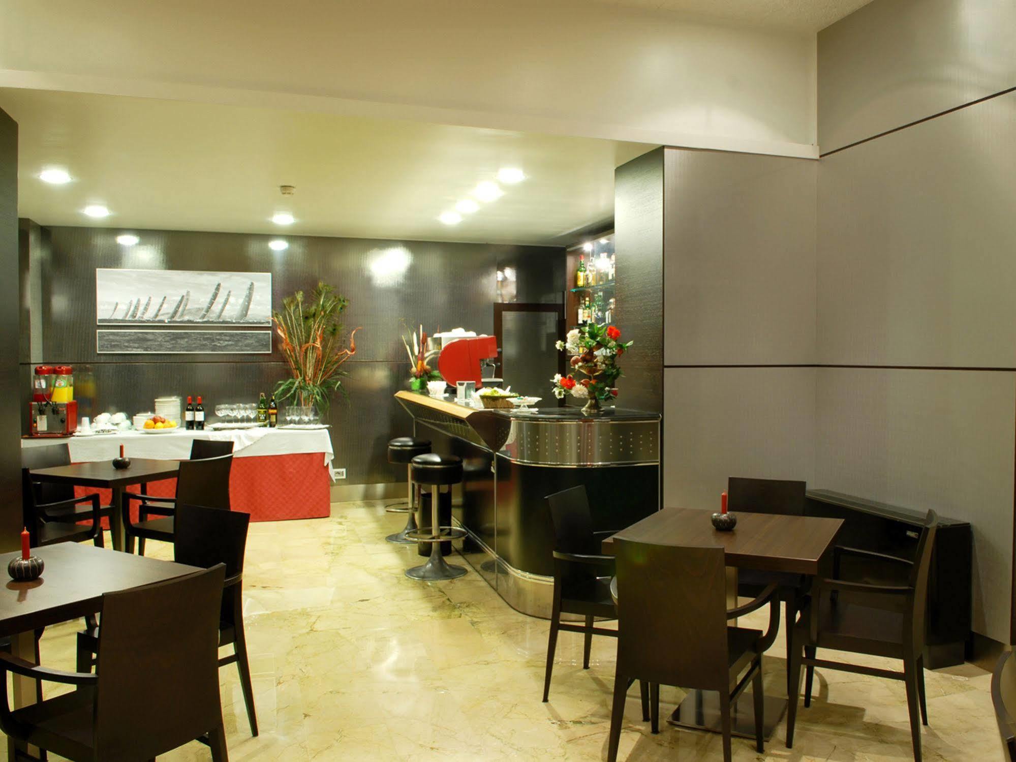 Hotel Vittoria Trapani Zewnętrze zdjęcie